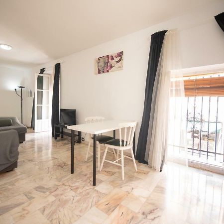 Apartamentos Arc House Seville Luaran gambar