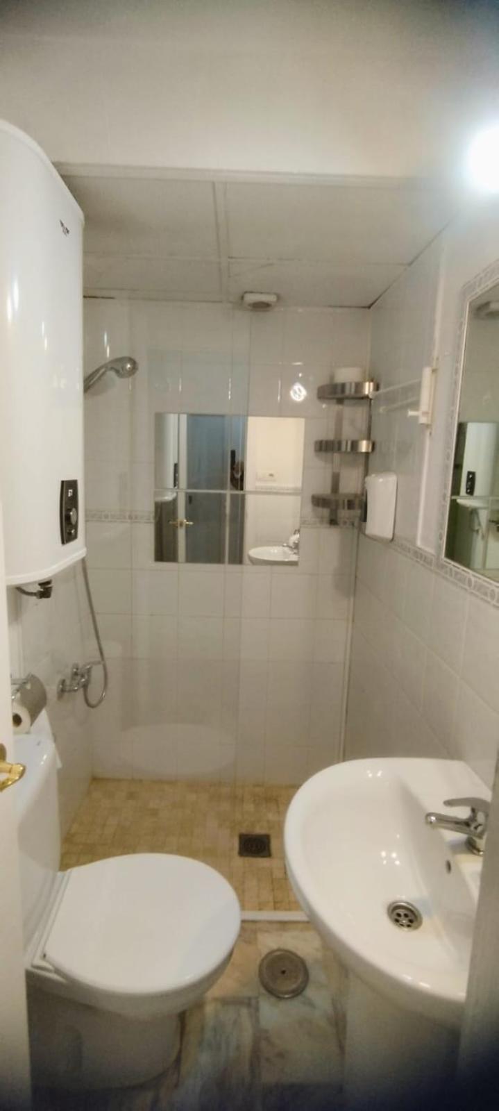 Apartamentos Arc House Seville Luaran gambar