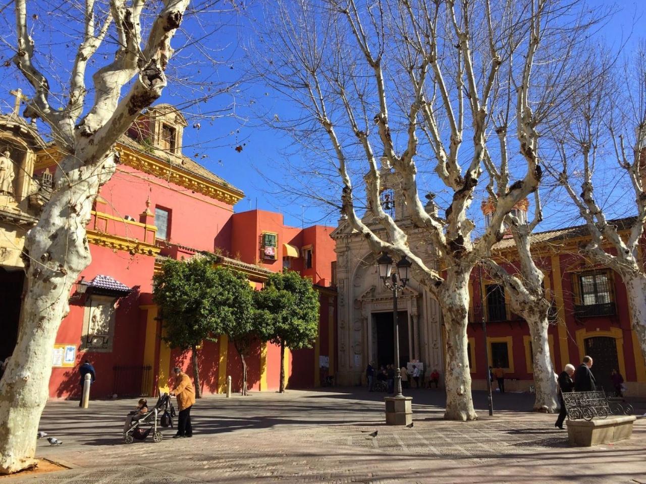 Apartamentos Arc House Seville Luaran gambar