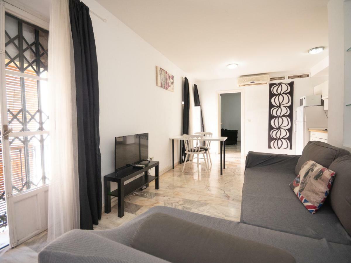 Apartamentos Arc House Seville Luaran gambar