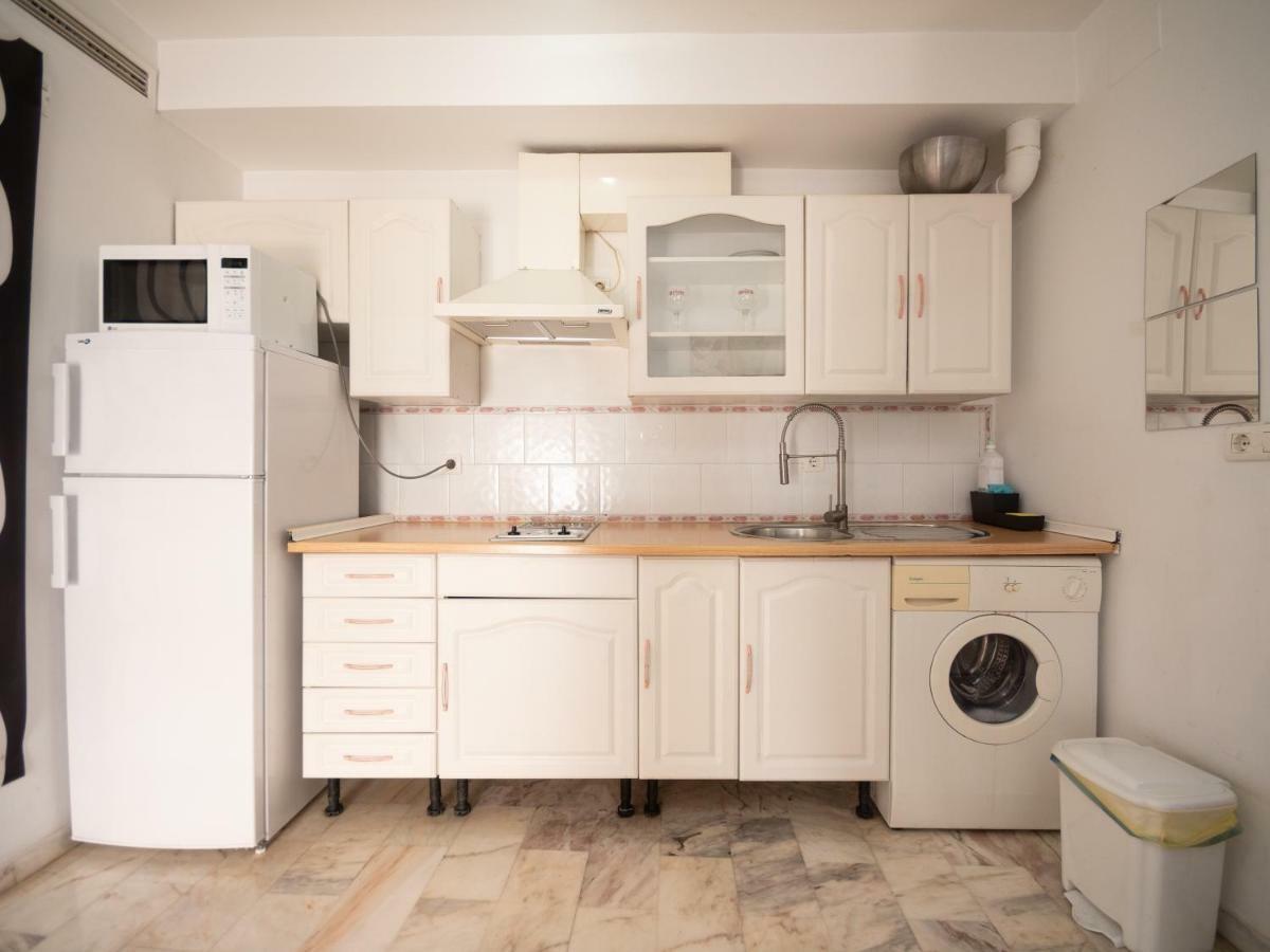 Apartamentos Arc House Seville Luaran gambar